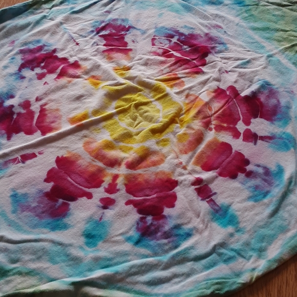 Tiedye Columbie shirt Large - Picture 2 of 3